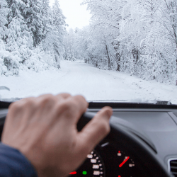 Οδήγηση το χειμώνα και ο σημαντικός ρόλος των ελαστικών.